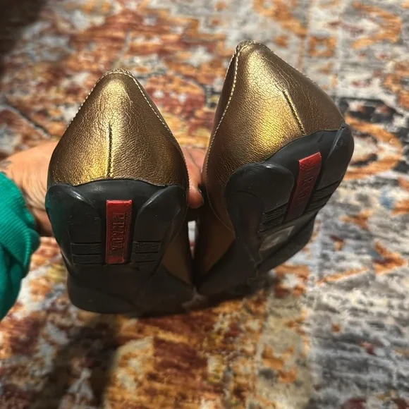 PRADA Bronze Leather Elastic Band Flat Shoes Prada Size 35